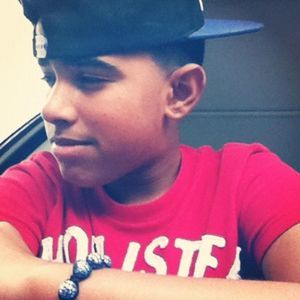 Meet your Posher, Devan